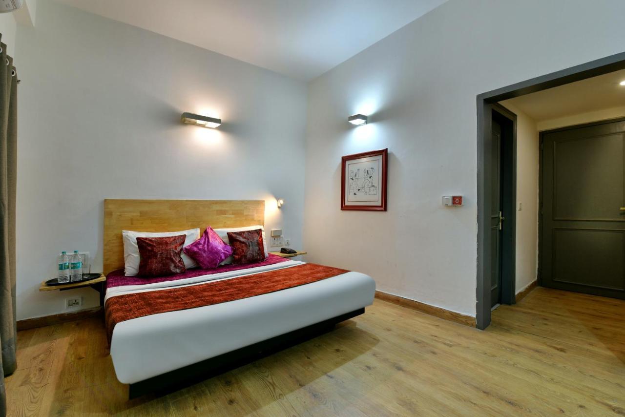 Divine Inn Couple Friendly Hotel Near Sector 51 Metro Station Noida Exterior photo