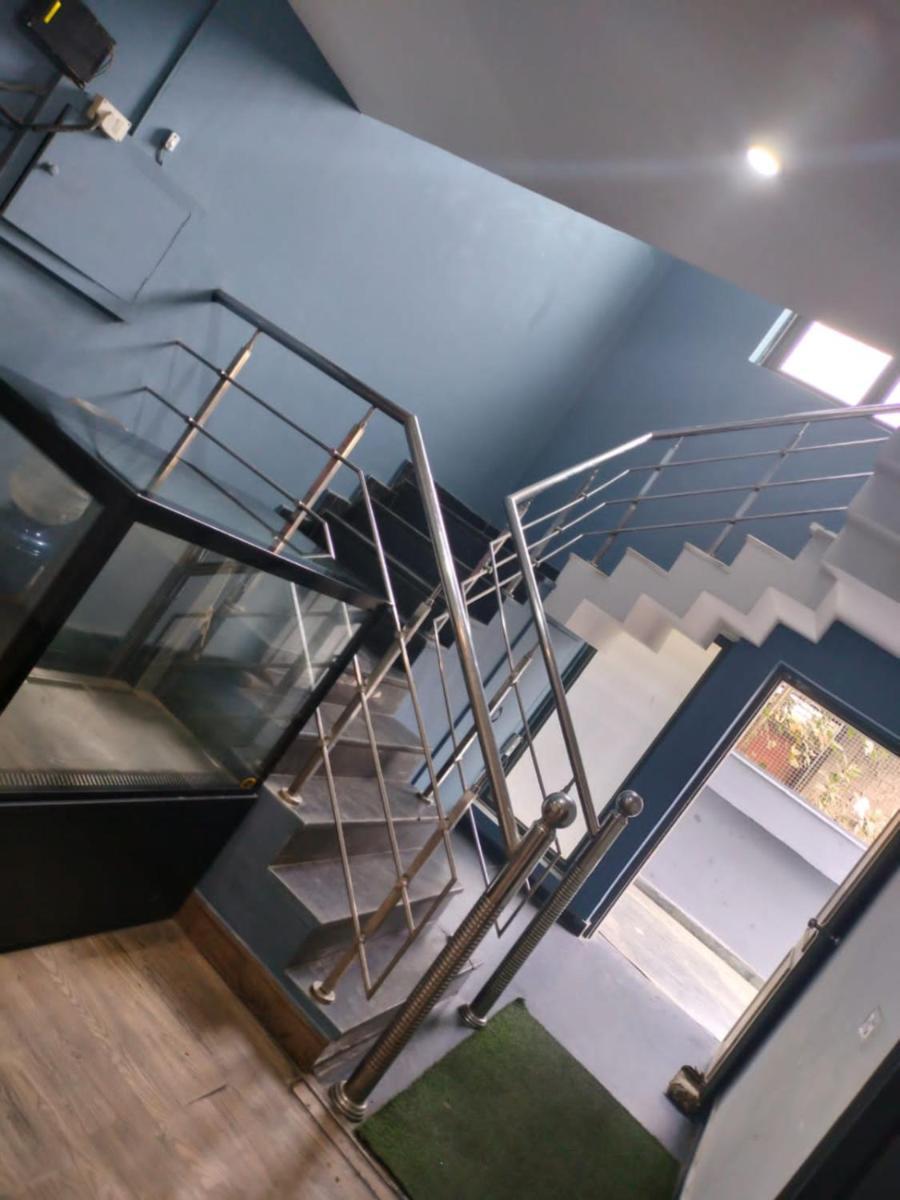 Divine Inn Couple Friendly Hotel Near Sector 51 Metro Station Noida Exterior photo